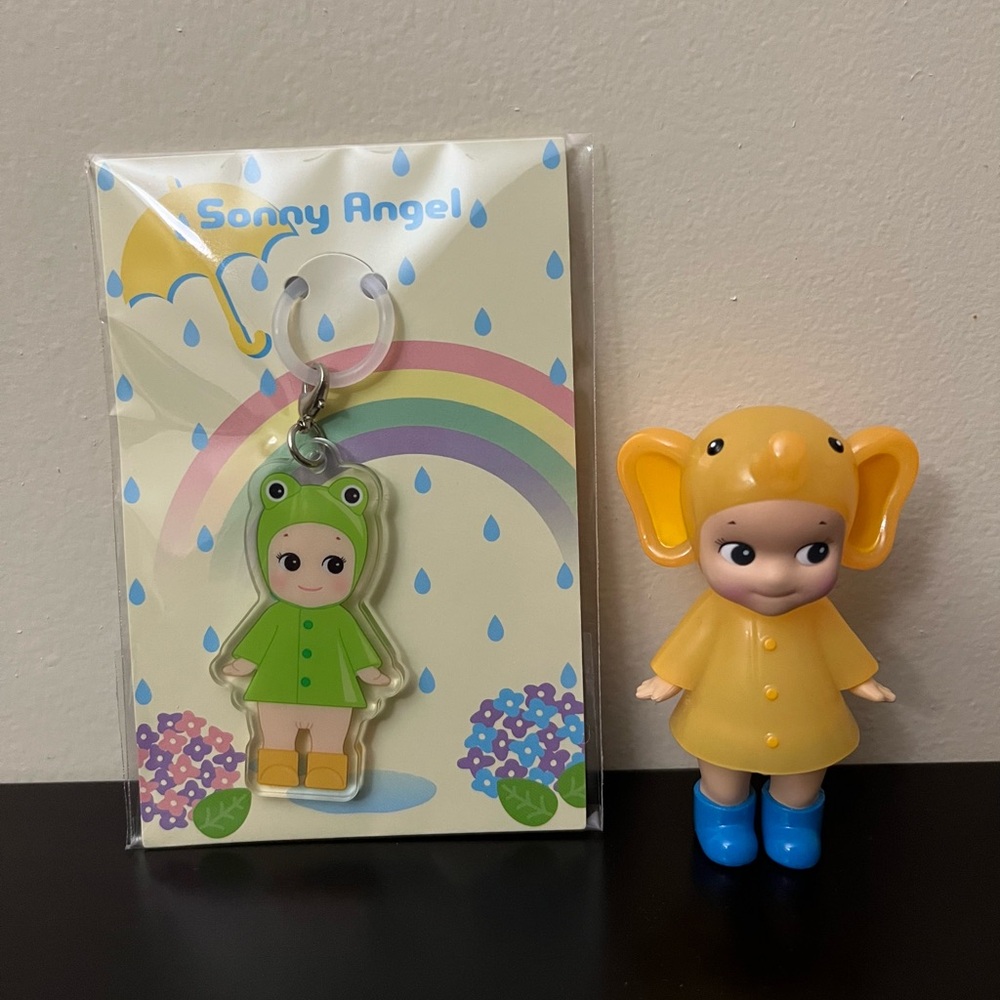 Sonny Angel I Love Rainy Days Elephant
